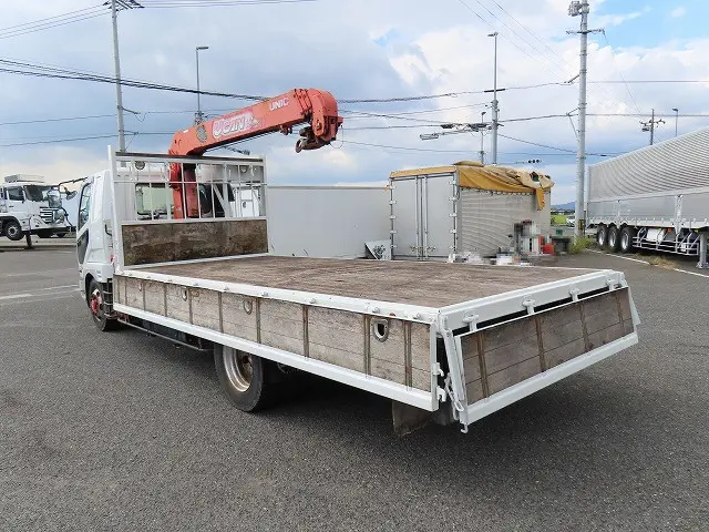 三菱 ファイター PJ-FK62FZ(6x2)の写真9