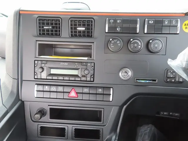 三菱 スーパーグレート 2RG-FP84VDR(2WD)の写真27