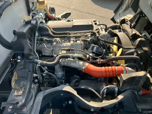 三菱 キャンター 2RG-FBAV0(2WD)の写真19