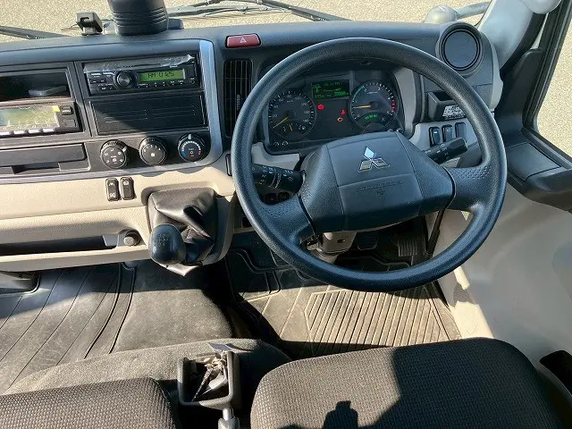 三菱 キャンター 2RG-FBAV0(2WD)の写真22