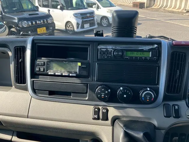 三菱 キャンター 2RG-FBAV0(2WD)の写真25