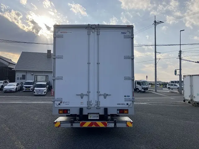 三菱 ファイター 2KG-FK65F(2WD)の写真6