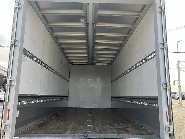 三菱 ファイター 2KG-FK65F(2WD)の写真10