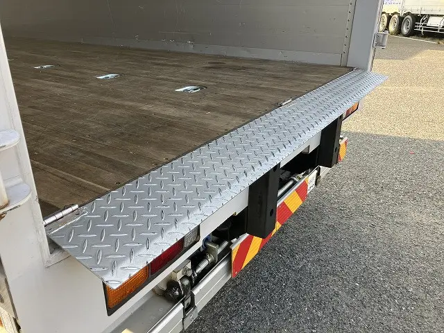 三菱 ファイター 2KG-FK65F(2WD)の写真15