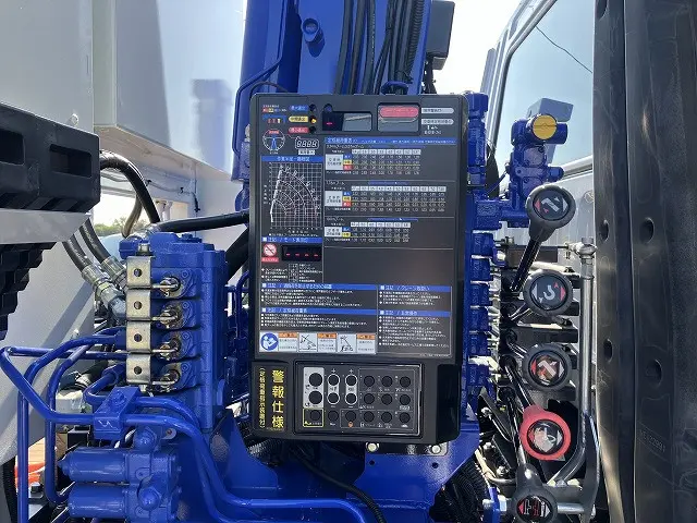 三菱 ファイター 2KG-FK62FZ(2WD)の写真17