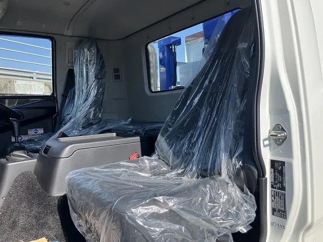 三菱 ファイター 2KG-FK62FZ(2WD)の写真28