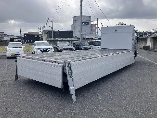 三菱 ファイター 2KG-FK65Fの写真11