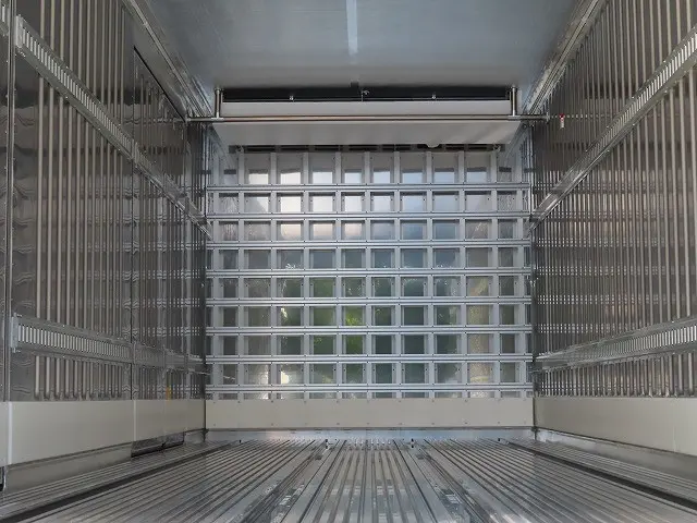 三菱 ファイター 2PG-FU84VZ(6x2)の写真11