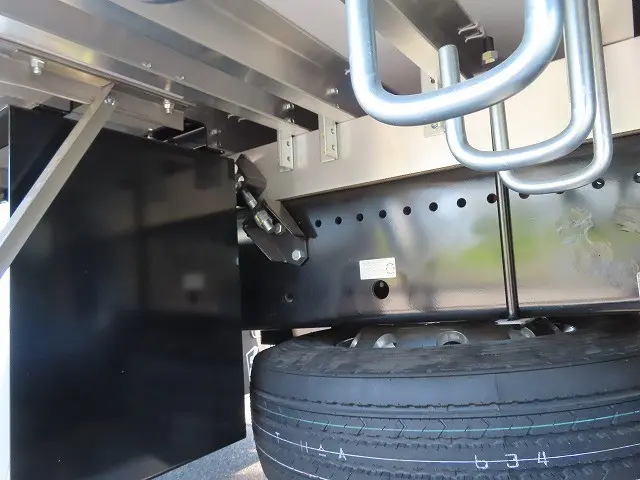 三菱 ファイター 2PG-FU84VZ(6x2)の写真19