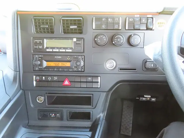 三菱 ファイター 2PG-FU84VZ(6x2)の写真26