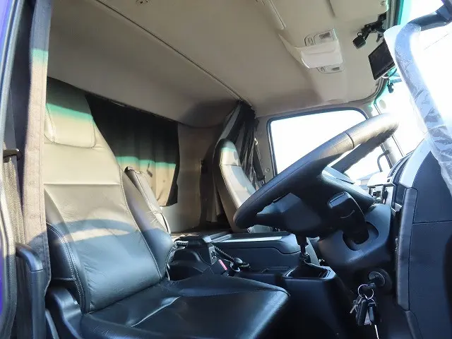 三菱 ファイター 2KG-FK65F(2WD)の写真26