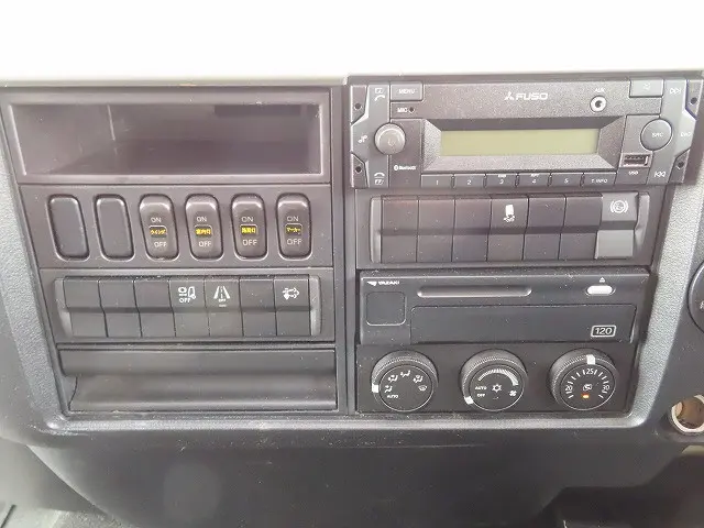 三菱 ファイター 2KG-FK65F(2WD)の写真28