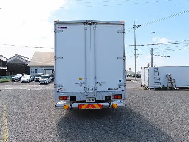 三菱 ファイター 2KG-FK65F(2WD)の写真6