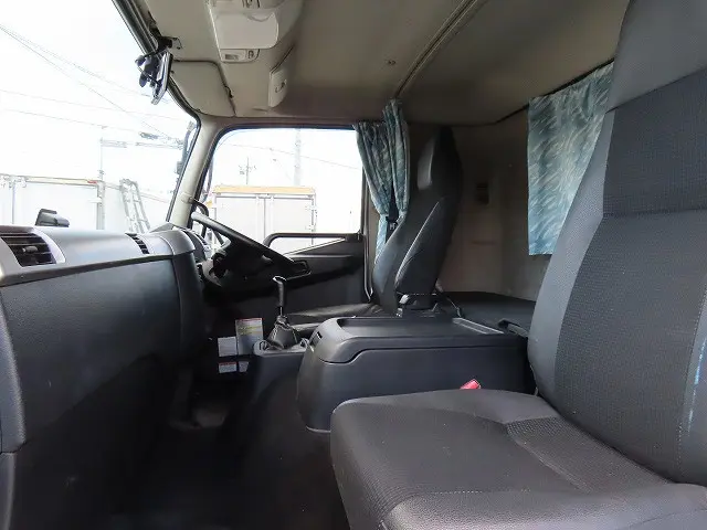 三菱 ファイター 2KG-FK65F(2WD)の写真24