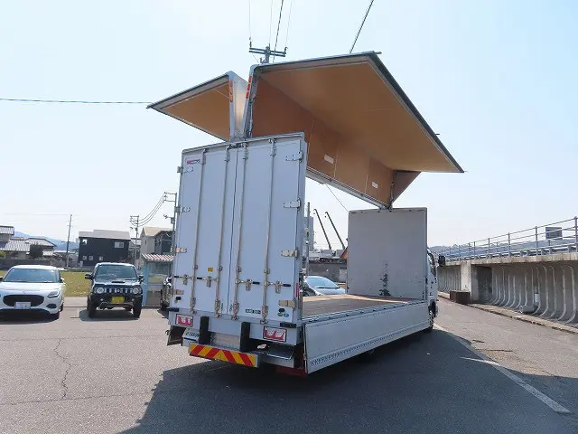 三菱 ファイター 2KG-FK65Fの写真11