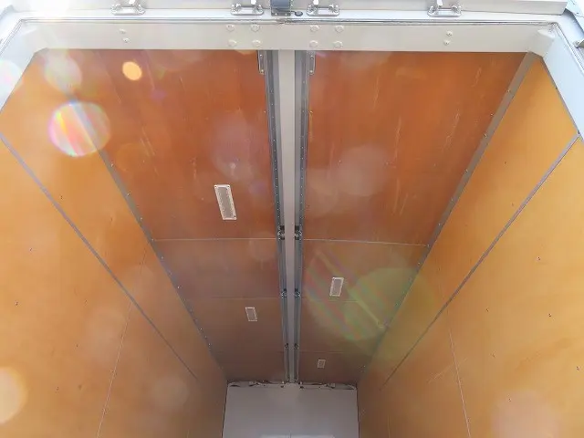 三菱 ファイター 2KG-FK65Fの写真14