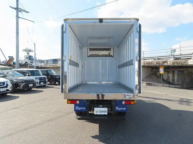 三菱 キャンター 2RG-FBAV0の写真10