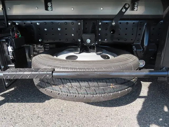 三菱 キャンター 2RG-FBAV0の写真30