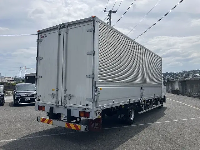 三菱 ファイター 2KG-FK61F(2WD)の写真4