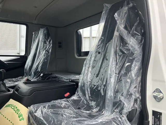 三菱 ファイター 2KG-FK65F(2WD)の写真28