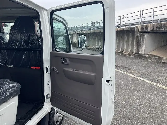 三菱 キャンター 2RG-FBA20の写真25