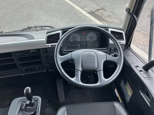三菱 ファイター 2KG-FK61F(2WD)の写真21