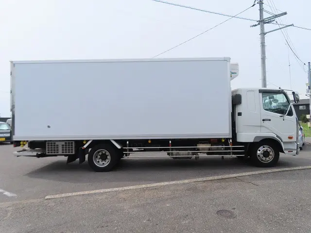 三菱 ファイター 2KG-FK65FY(2WD)の写真8