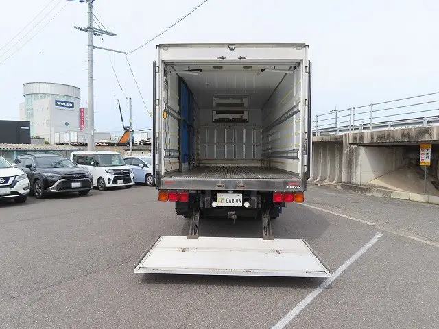 三菱 ファイター 2KG-FK65FY(2WD)の写真9