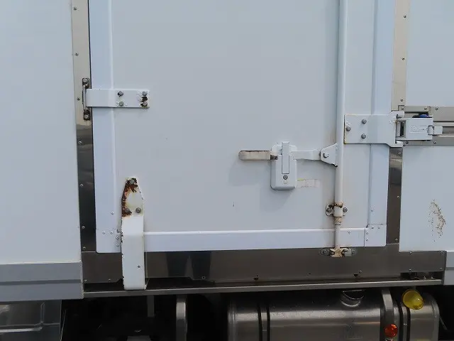 三菱 ファイター 2KG-FK65FY(2WD)の写真30