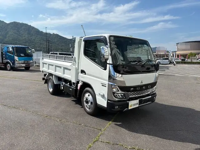 三菱 キャンター 2RG-FBA60(2WD)の写真2