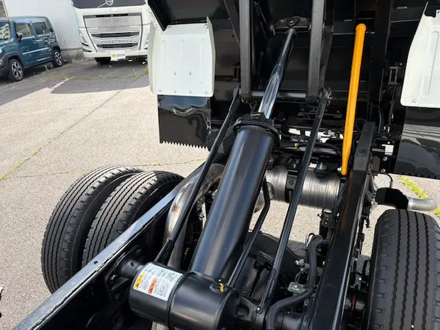 三菱 キャンター 2RG-FBA60(2WD)の写真14