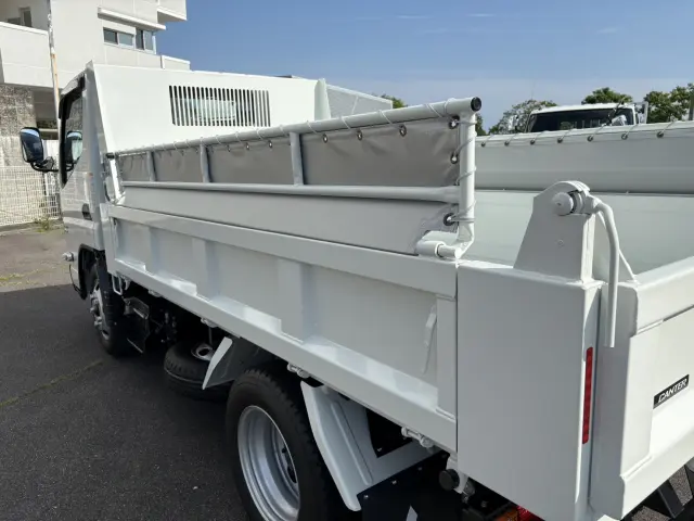 三菱 キャンター 2RG-FBA60(2WD)の写真16