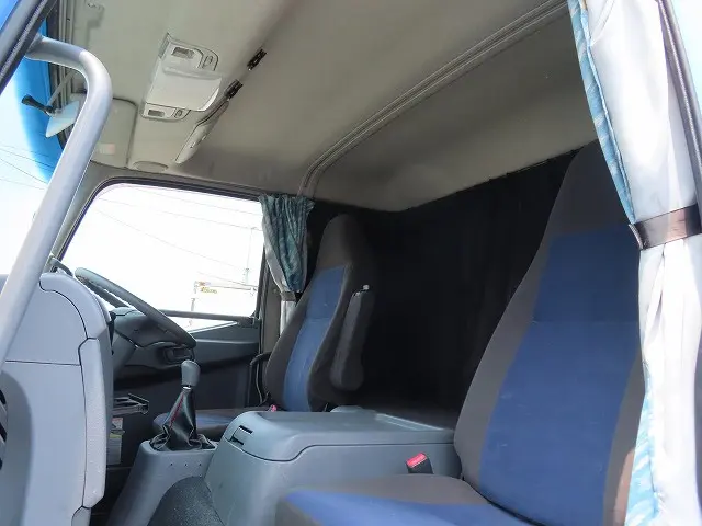 三菱 ファイター QKG-FK62FZ(2WD)の写真25