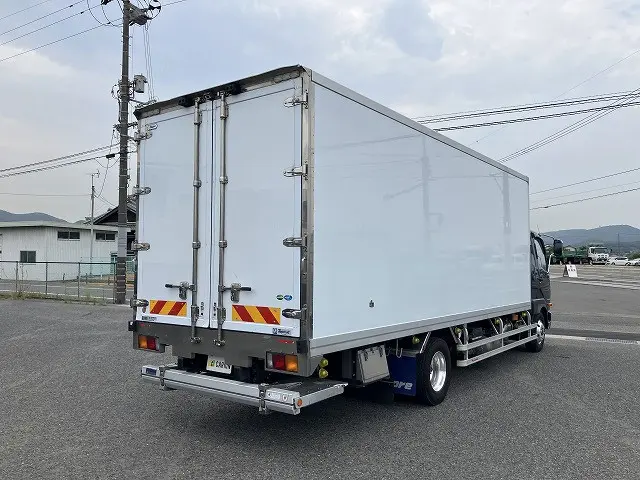 三菱 ファイター 2KG-FK65F(2WD)の写真4