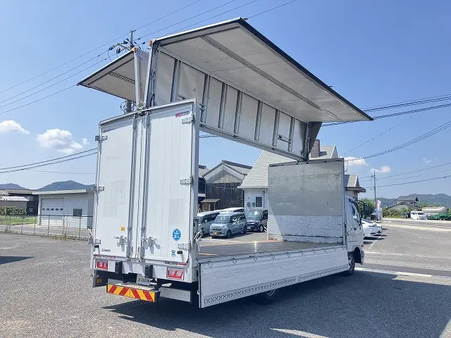 三菱 ファイター TKG-FK64F(2WD)の写真10