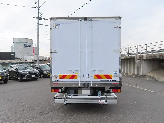 三菱 キャンター 2RG-FEB80(2WD)の写真6