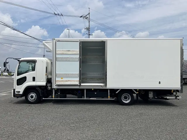 ＵＤ コンドル 2PG-BRR90T2(2WD)の写真8