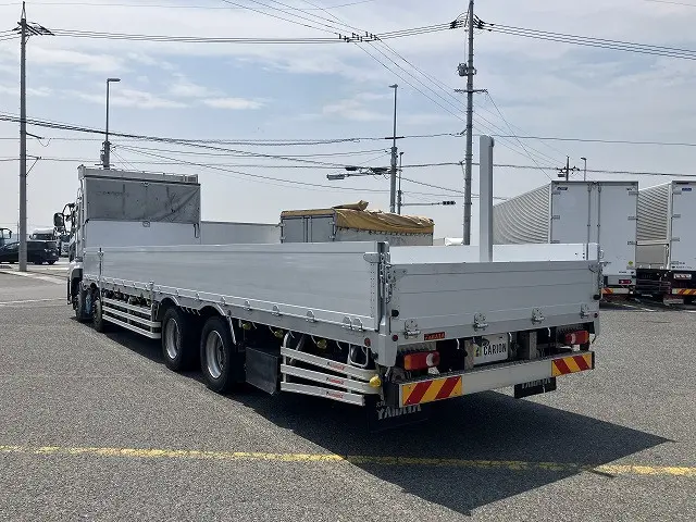 ＵＤ クオン 2PG-CG5CA(8x4)の写真3