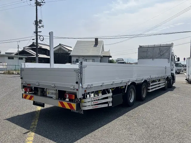 ＵＤ クオン 2PG-CG5CA(8x4)の写真4