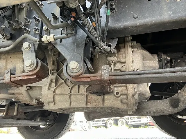 ＵＤ クオン 2PG-CG5CA(8x4)の写真14