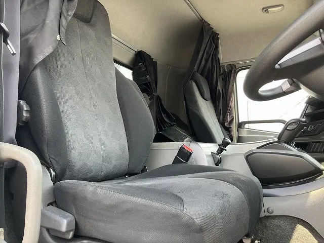 ＵＤ クオン 2PG-CG5CA(8x4)の写真23