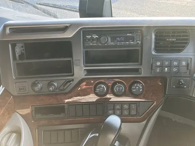 ＵＤ クオン 2PG-CG5CA(8x4)の写真27