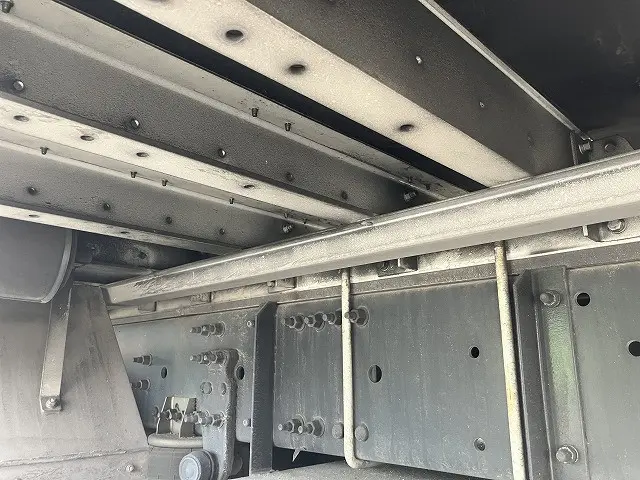 ＵＤ クオン 2PG-CG5CA(8x4)の写真21