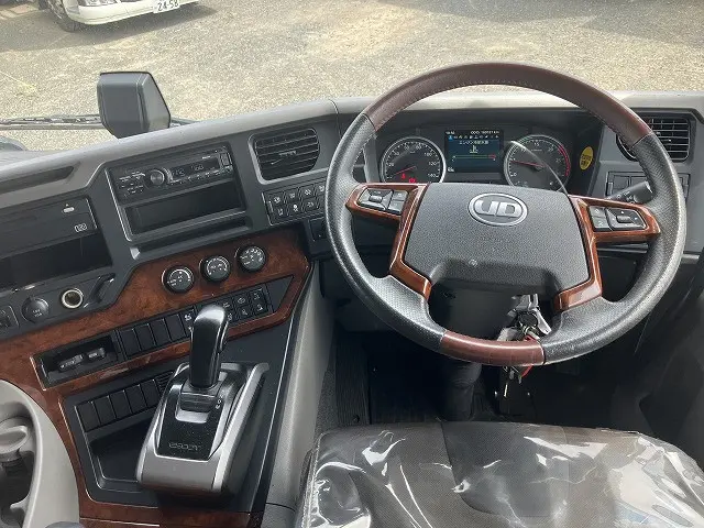 ＵＤ クオン 2PG-CG5CA(8x4)の写真25