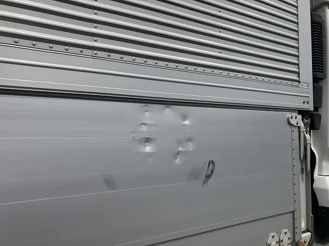 ＵＤ クオン 2PG-CG5CA(8x4)の写真29