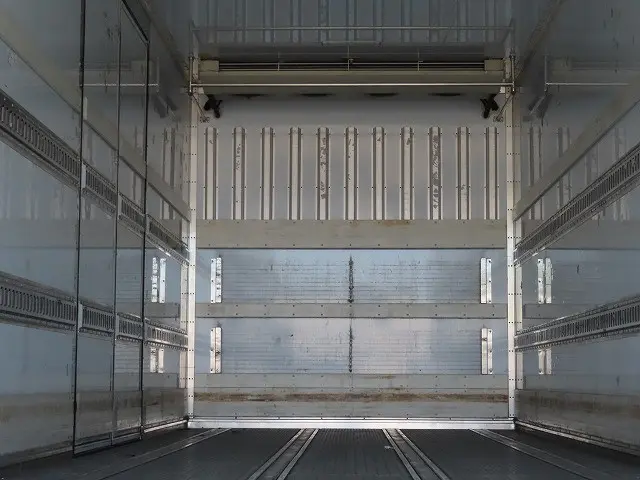 ＵＤ クオン 2PG-CX5BA(6x2)の写真10