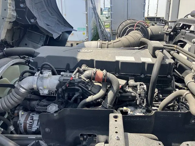 UD クオン 2PG-CD5CA(6x2)の写真23
