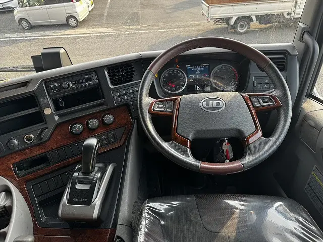 UD クオン 2PG-CG5CA(8x4)の写真23