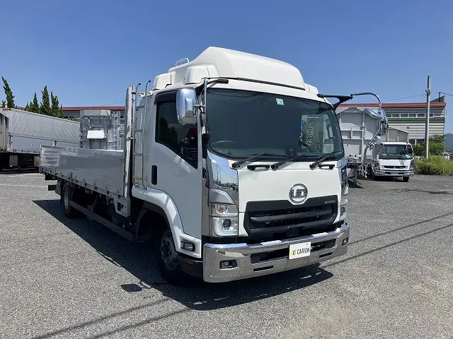 UD コンドル 2RG-BRR90T2(2WD)の写真2