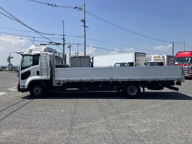 UD コンドル 2RG-BRR90T2(2WD)の写真7
